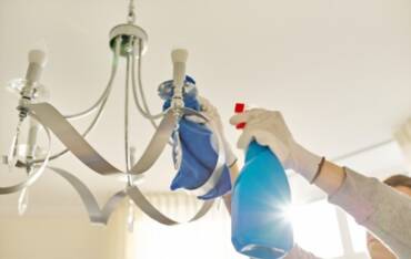 best chandelier cleaning services in dubai